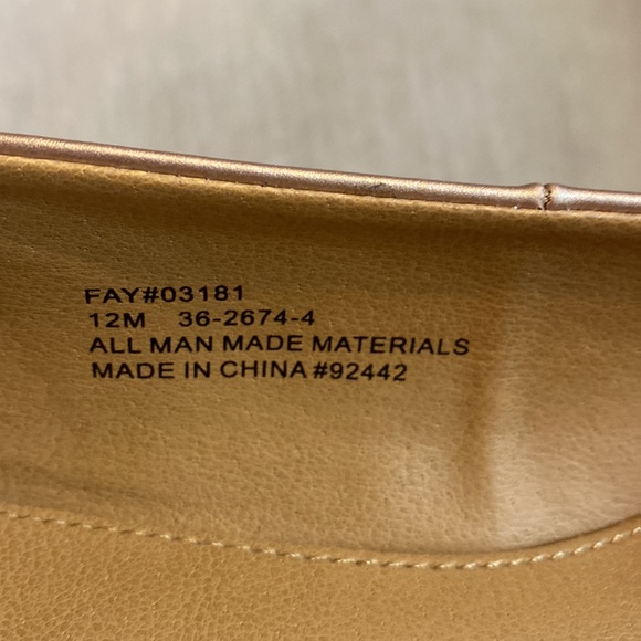 Comfortview NEW Gold Metallic Round Toe Size 12 Women’s Loafers - Picture 7 of 16